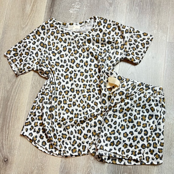 Animal Print Lounge/Pj Set - Large -NWT - Picture 3 of 5